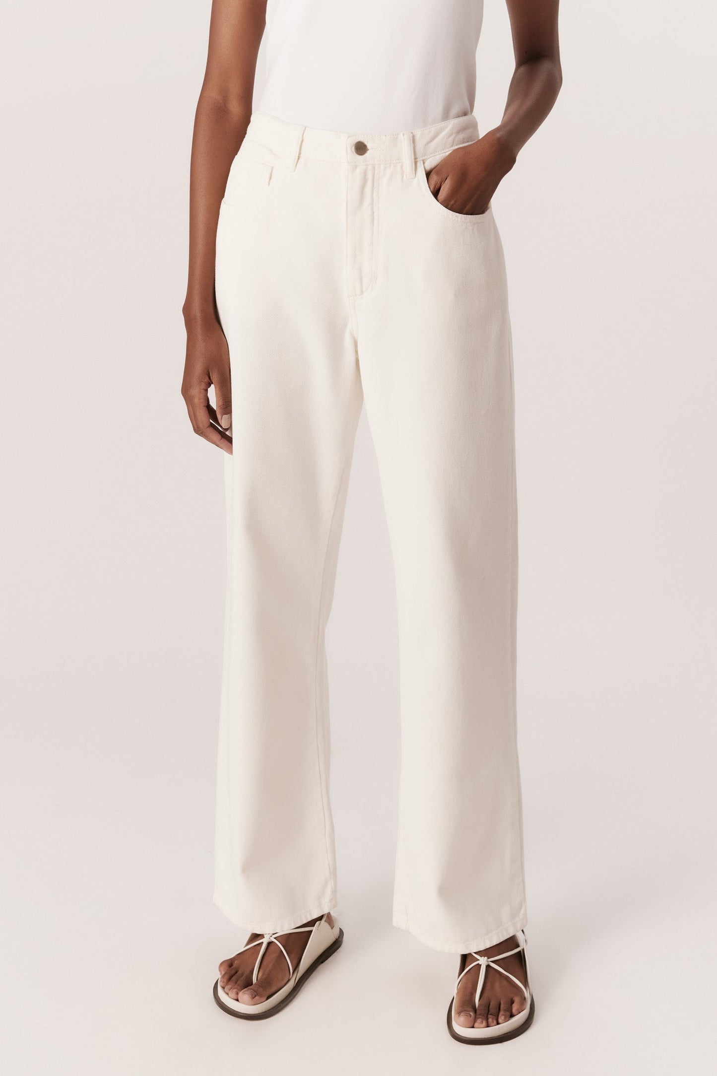 Calca Andrea Marques Sarja Off - 36 - Calça - ANDREA MARQUES Loja de moda feminina com roupa, acessórios