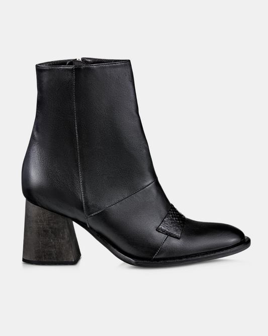 Bota Ferri Preta - Salammbô Boutique