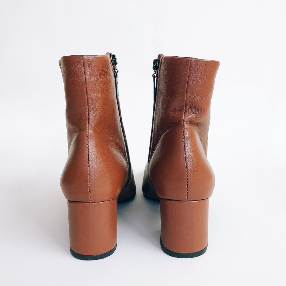 Bota CAVAGE Cognac - 34 - Bota - Salammbô Boutique Loja de moda feminina com roupa, acessórios