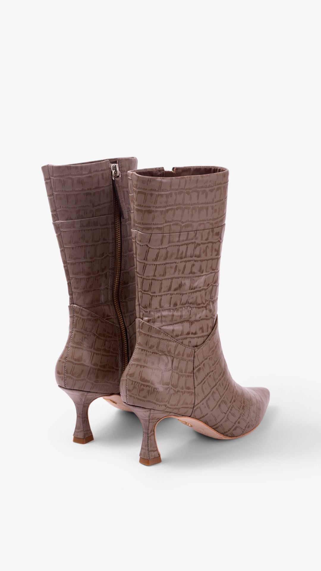 BOTA LE BORO ARABELLA - 34 - Bota - Le Borô Loja de moda feminina com roupa, acessórios