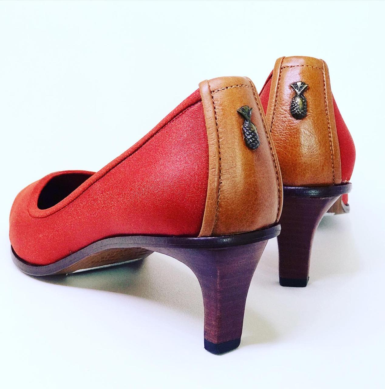 Scarpin Paula Ferber Lycra Vinho - 34 - Scarpin - Salammbô Boutique Loja de moda feminina com roupa, acessórios
