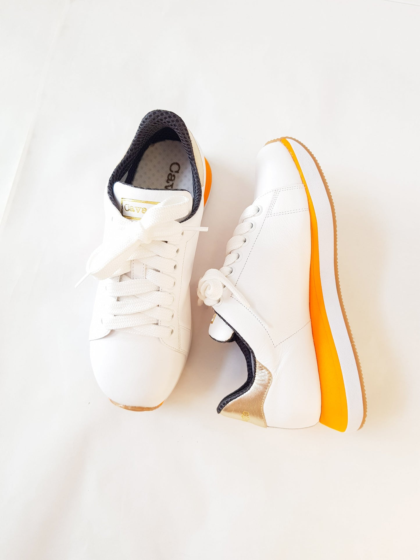 Tenis Cavage Couro Branco Multi - 34 - Tênis - Salammbô Boutique Loja de moda feminina com roupa, acessórios